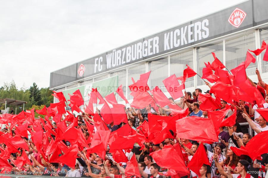 Flyeralarm-Arena, 20.08.2016, Runde 1, DFB-Pokal, Eintracht Braunschweig, FC Würzburger Kickers - Bild-ID: 2170676 Flyeralarm-Arena, 20.08.2016, Runde 1, DFB-Pokal, Eintracht Braunschweig, FC Würzburger Kickers - Bild-ID: 2170676