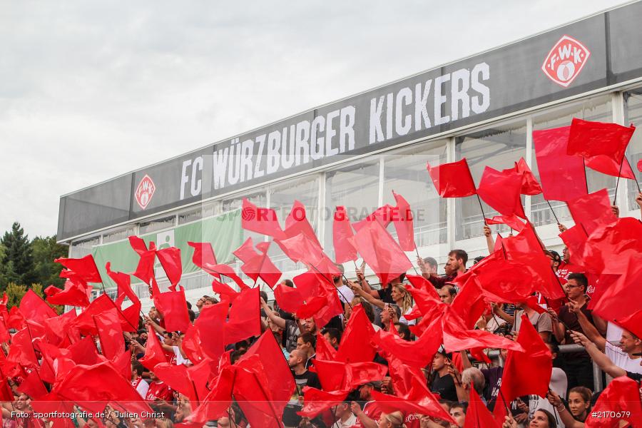 Flyeralarm-Arena, 20.08.2016, Runde 1, DFB-Pokal, Eintracht Braunschweig, FC Würzburger Kickers - Bild-ID: 2170679 Flyeralarm-Arena, 20.08.2016, Runde 1, DFB-Pokal, Eintracht Braunschweig, FC Würzburger Kickers - Bild-ID: 2170679