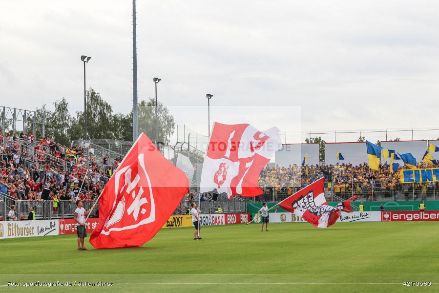 Flyeralarm-Arena, 20.08.2016, Runde 1, DFB-Pokal, Eintracht Braunschweig, FC Würzburger Kickers - Bild-ID: 2170680 Flyeralarm-Arena, 20.08.2016, Runde 1, DFB-Pokal, Eintracht Braunschweig, FC Würzburger Kickers - Bild-ID: 2170680