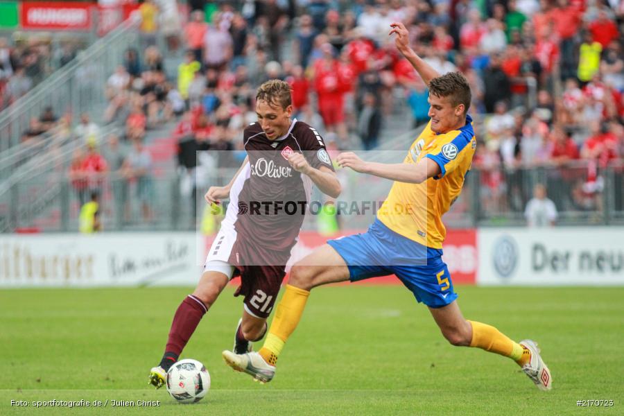 Flyeralarm-Arena, 20.08.2016, Runde 1, DFB-Pokal, Eintracht Braunschweig, FC Würzburger Kickers - Bild-ID: 2170723 Flyeralarm-Arena, 20.08.2016, Runde 1, DFB-Pokal, Eintracht Braunschweig, FC Würzburger Kickers - Bild-ID: 2170723