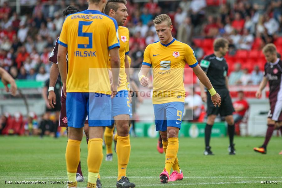 Flyeralarm-Arena, 20.08.2016, Runde 1, DFB-Pokal, Eintracht Braunschweig, FC Würzburger Kickers - Bild-ID: 2170755 Flyeralarm-Arena, 20.08.2016, Runde 1, DFB-Pokal, Eintracht Braunschweig, FC Würzburger Kickers - Bild-ID: 2170755