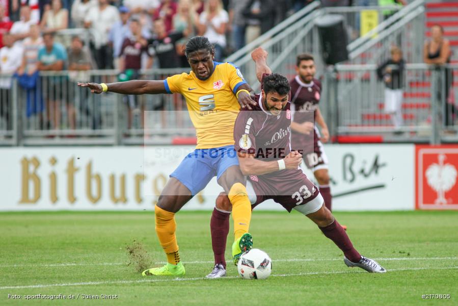 Flyeralarm-Arena, 20.08.2016, Runde 1, DFB-Pokal, Eintracht Braunschweig, FC Würzburger Kickers - Bild-ID: 2170805 Flyeralarm-Arena, 20.08.2016, Runde 1, DFB-Pokal, Eintracht Braunschweig, FC Würzburger Kickers - Bild-ID: 2170805