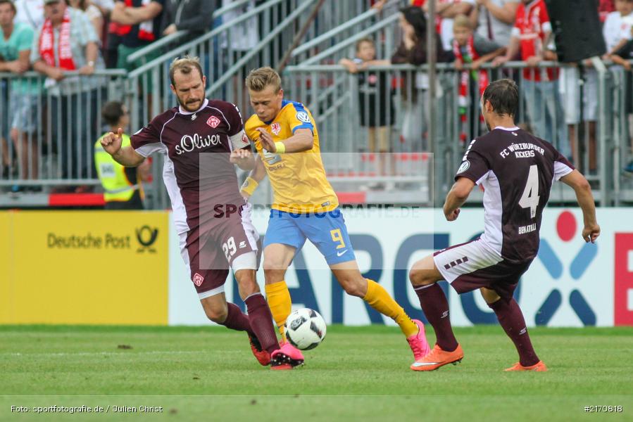 Flyeralarm-Arena, 20.08.2016, Runde 1, DFB-Pokal, Eintracht Braunschweig, FC Würzburger Kickers - Bild-ID: 2170818 Flyeralarm-Arena, 20.08.2016, Runde 1, DFB-Pokal, Eintracht Braunschweig, FC Würzburger Kickers - Bild-ID: 2170818