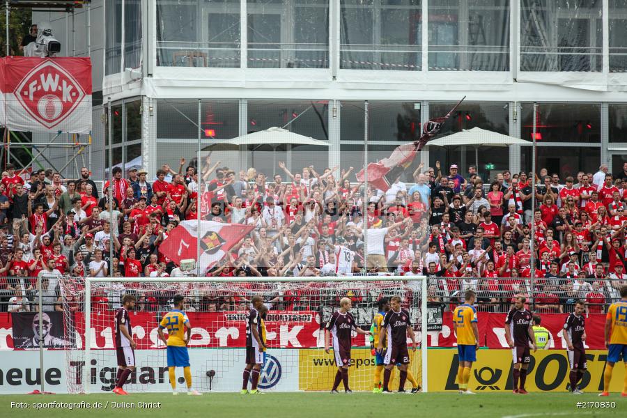 Flyeralarm-Arena, 20.08.2016, Runde 1, DFB-Pokal, Eintracht Braunschweig, FC Würzburger Kickers - Bild-ID: 2170830 Flyeralarm-Arena, 20.08.2016, Runde 1, DFB-Pokal, Eintracht Braunschweig, FC Würzburger Kickers - Bild-ID: 2170830