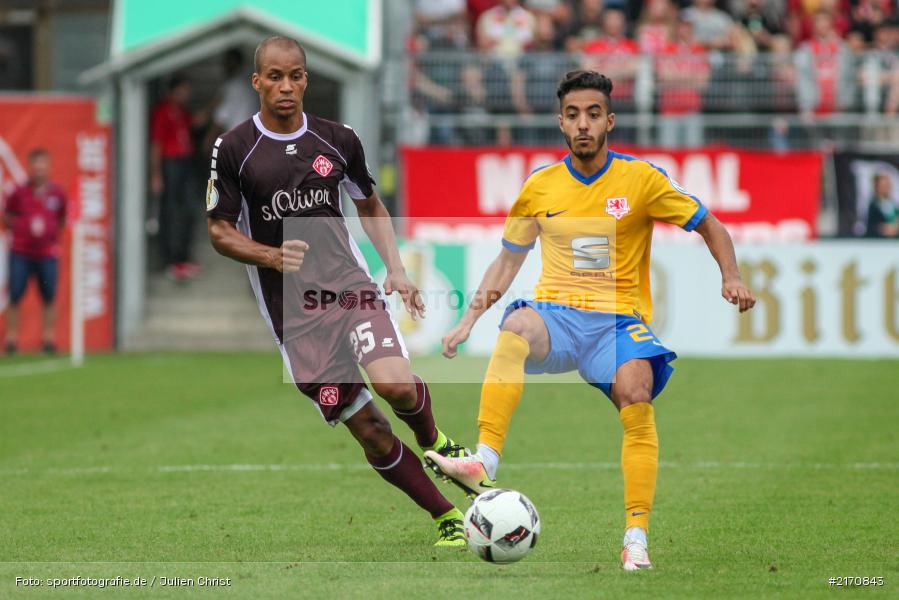 Flyeralarm-Arena, 20.08.2016, Runde 1, DFB-Pokal, Eintracht Braunschweig, FC Würzburger Kickers - Bild-ID: 2170843 Flyeralarm-Arena, 20.08.2016, Runde 1, DFB-Pokal, Eintracht Braunschweig, FC Würzburger Kickers - Bild-ID: 2170843
