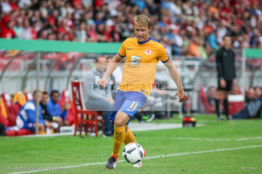 Flyeralarm-Arena, 20.08.2016, Runde 1, DFB-Pokal, Eintracht Braunschweig, FC Würzburger Kickers - Bild-ID: 2170861 Flyeralarm-Arena, 20.08.2016, Runde 1, DFB-Pokal, Eintracht Braunschweig, FC Würzburger Kickers - Bild-ID: 2170861