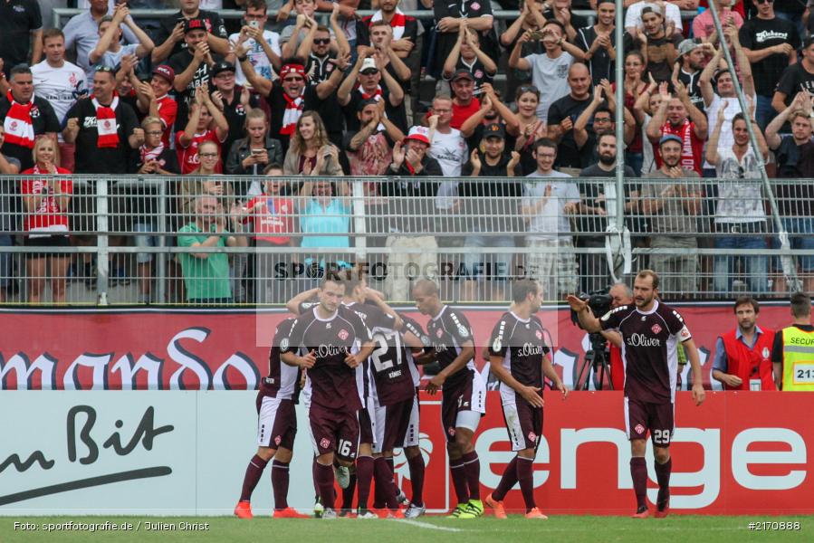 Flyeralarm-Arena, 20.08.2016, Runde 1, DFB-Pokal, Eintracht Braunschweig, FC Würzburger Kickers - Bild-ID: 2170888 Flyeralarm-Arena, 20.08.2016, Runde 1, DFB-Pokal, Eintracht Braunschweig, FC Würzburger Kickers - Bild-ID: 2170888