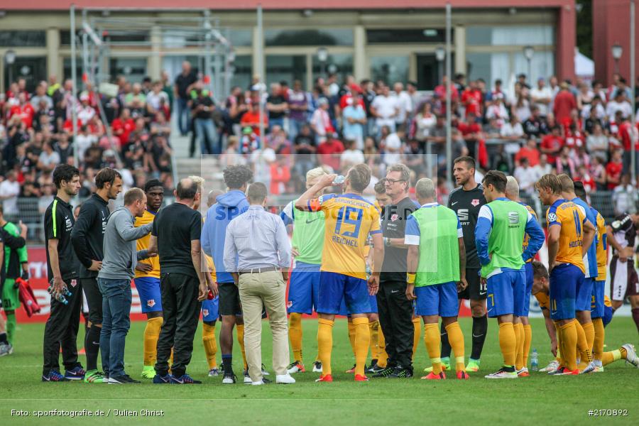 Flyeralarm-Arena, 20.08.2016, Runde 1, DFB-Pokal, Eintracht Braunschweig, FC Würzburger Kickers - Bild-ID: 2170892 Flyeralarm-Arena, 20.08.2016, Runde 1, DFB-Pokal, Eintracht Braunschweig, FC Würzburger Kickers - Bild-ID: 2170892