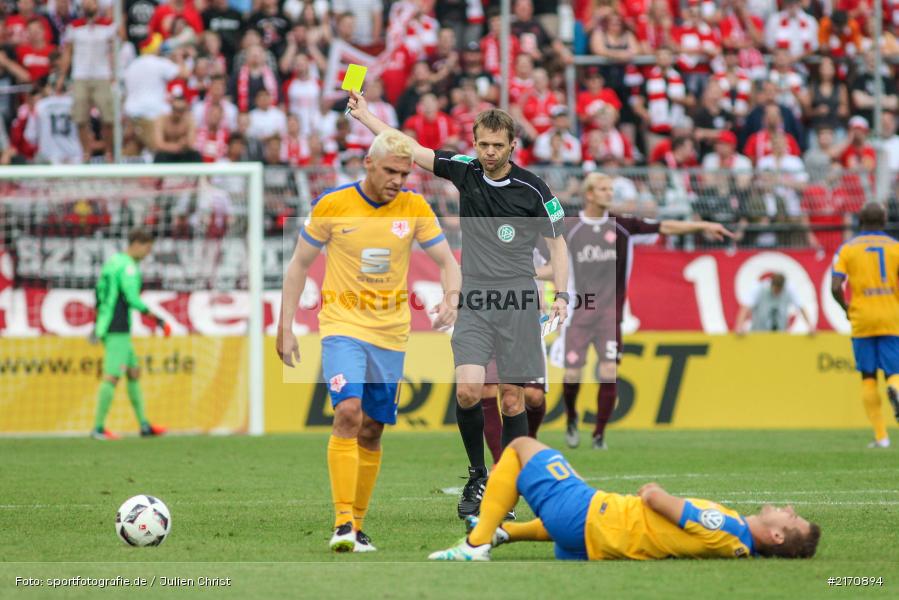 Flyeralarm-Arena, 20.08.2016, Runde 1, DFB-Pokal, Eintracht Braunschweig, FC Würzburger Kickers - Bild-ID: 2170894 Flyeralarm-Arena, 20.08.2016, Runde 1, DFB-Pokal, Eintracht Braunschweig, FC Würzburger Kickers - Bild-ID: 2170894