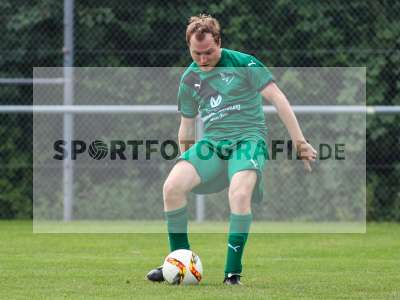 Fotos von FV Thüngersheim - SV Sendelbach/Steinbach auf sportfotografie.de