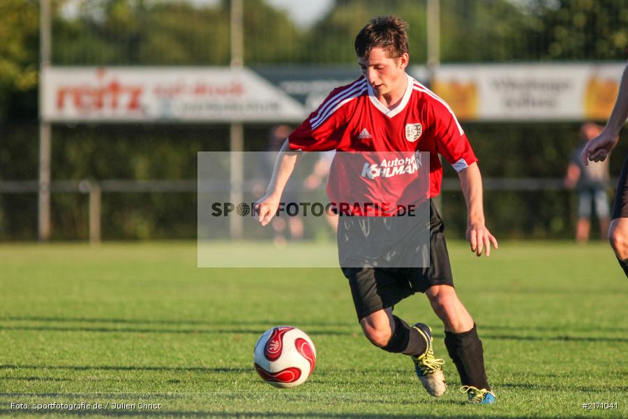 Pascal Goschler, Fussball, 24.08.2016, Kreisliga Würzburg, TSV Karlburg II, TSV Retzbach - Bild-ID: 2171041