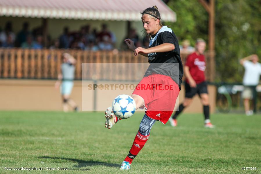Vanessa Weimer, Fussball, 11.09.2016, Landesliga Nord, FVgg Kickers Aschaffenburg, FC Karsbach - Bild-ID: 2171344