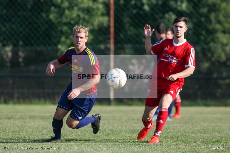 Lukas Teske, Timo Rützel, Fussball, 11.09.2016, Kreisklasse, BSC Aura, FC Karsbach - Bild-ID: 2171423