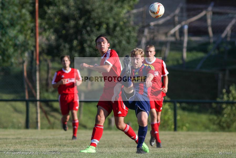 Sebastian Voicila, Timo Rützel, Fussball, 11.09.2016, Kreisklasse, BSC Aura, FC Karsbach - Bild-ID: 2171431