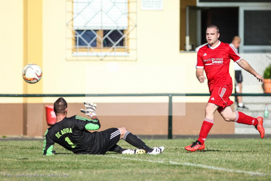 Stephan Knoblich, Daniel Albert, Fussball, 11.09.2016, Kreisklasse, BSC Aura, FC Karsbach - Bild-ID: 2171439