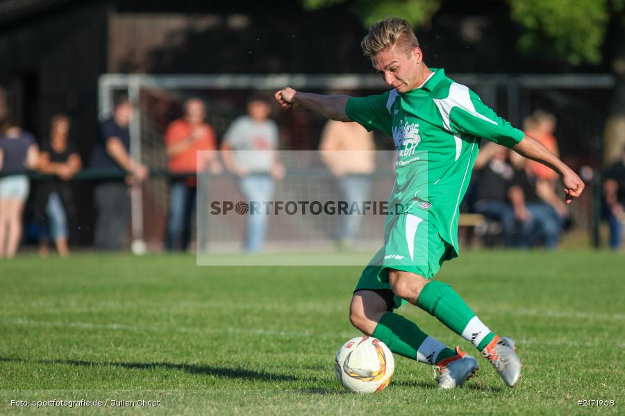 Jonas Holaschke, 25.09.2016, Kreisklasse Würzburg, Derby, FC Gössenheim, FC Karsbach - Bild-ID: 2171968