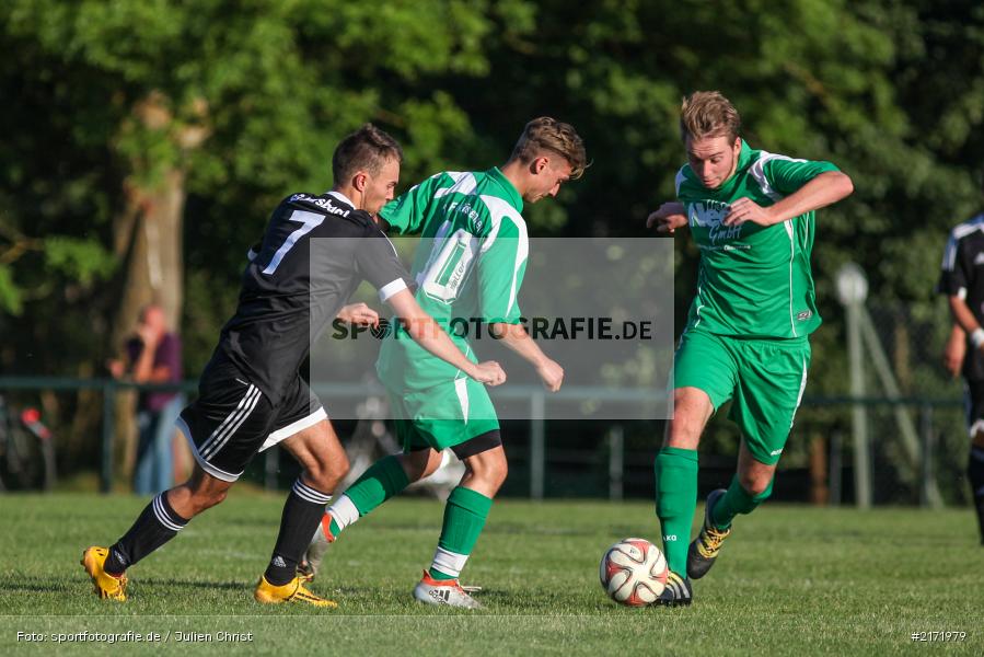 David Amtmann, Sebastian Leisgang, 25.09.2016, Kreisklasse Würzburg, Derby, FC Gössenheim, FC Karsbach - Bild-ID: 2171979