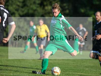 Fotos von FC Karsbach - FC Gössenheim auf sportfotografie.de