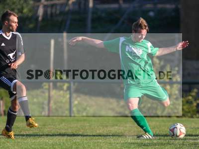 Fotos von FC Karsbach - FC Gössenheim auf sportfotografie.de