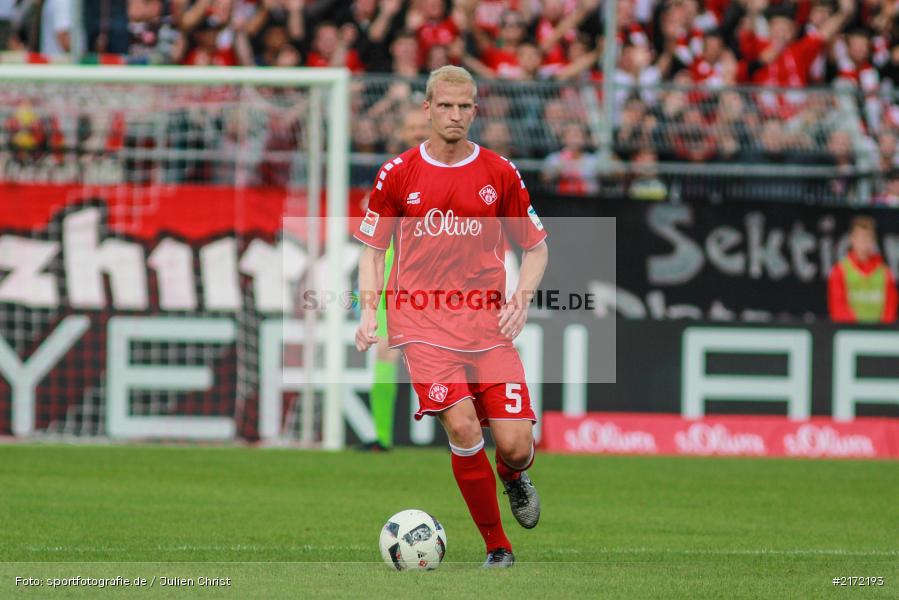 Clemens Schoppenhauer, 02.10.2016, 2. Bundesliga, Fussball, Würzburg, flyeralarm-Arena, TSV 1860 München, FC Würzburger Kickers - Bild-ID: 2172193