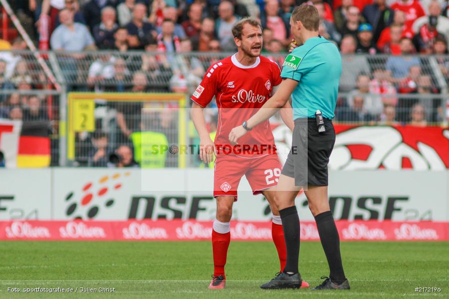 Martin Petersen, Sebastian Neumann, 02.10.2016, 2. Bundesliga, Fussball, Würzburg, flyeralarm-Arena, TSV 1860 München, FC Würzburger Kickers - Bild-ID: 2172196