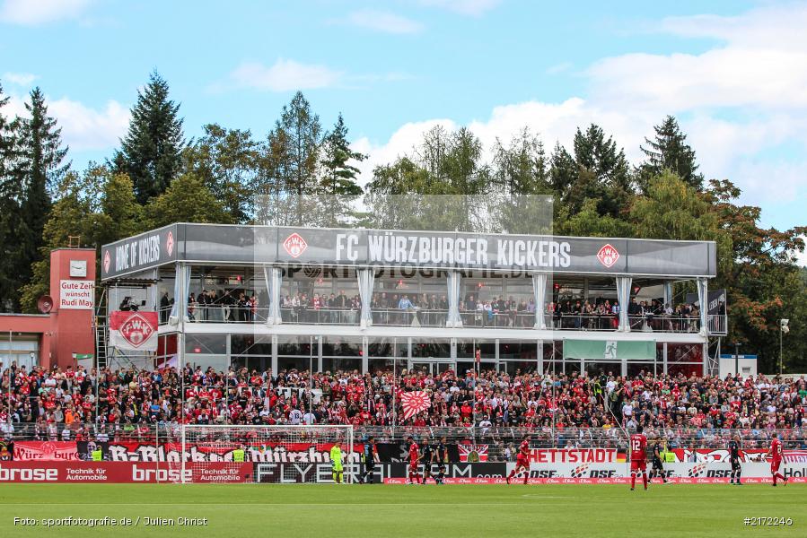 02.10.2016, 2. Bundesliga, Fussball, Würzburg, flyeralarm-Arena, TSV 1860 München, FC Würzburger Kickers - Bild-ID: 2172246