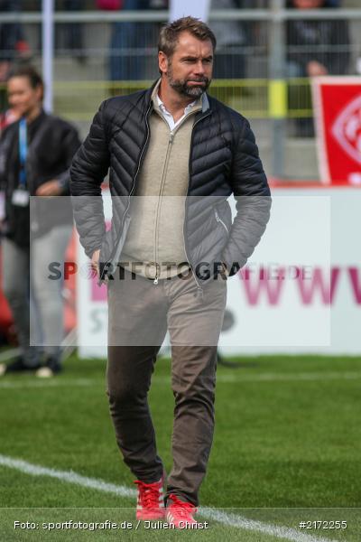 02.10.2016, Dallenberg, Würzburg, flyeralarm-Arena, 2. Bundesliga, TSV 1860 München, FC Würzburger Kickers - Bild-ID: 2172255 02.10.2016, Dallenberg, Würzburg, flyeralarm-Arena, 2. Bundesliga, TSV 1860 München, FC Würzburger Kickers - Bild-ID: 2172255