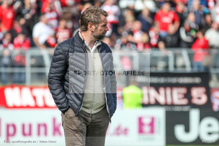 02.10.2016, Dallenberg, Würzburg, flyeralarm-Arena, 2. Bundesliga, TSV 1860 München, FC Würzburger Kickers - Bild-ID: 2172258 02.10.2016, Dallenberg, Würzburg, flyeralarm-Arena, 2. Bundesliga, TSV 1860 München, FC Würzburger Kickers - Bild-ID: 2172258