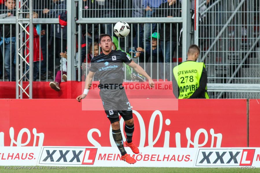 02.10.2016, Dallenberg, flyeralarm-Arena, 2. Bundesliga, TSV 1860 München, FC Würzburger Kickers - Bild-ID: 2172370 02.10.2016, Dallenberg, flyeralarm-Arena, 2. Bundesliga, TSV 1860 München, FC Würzburger Kickers - Bild-ID: 2172370