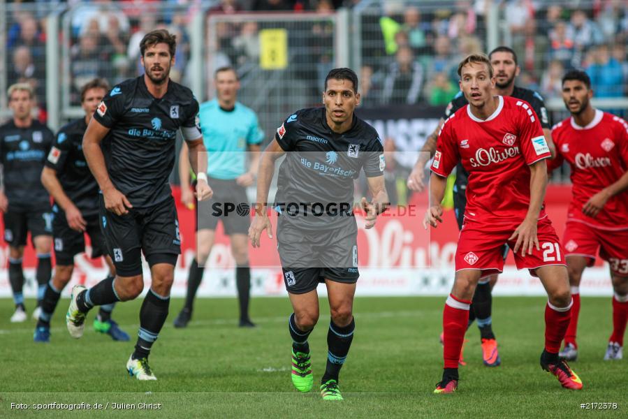 02.10.2016, Dallenberg, flyeralarm-Arena, 2. Bundesliga, TSV 1860 München, FC Würzburger Kickers - Bild-ID: 2172378 02.10.2016, Dallenberg, flyeralarm-Arena, 2. Bundesliga, TSV 1860 München, FC Würzburger Kickers - Bild-ID: 2172378