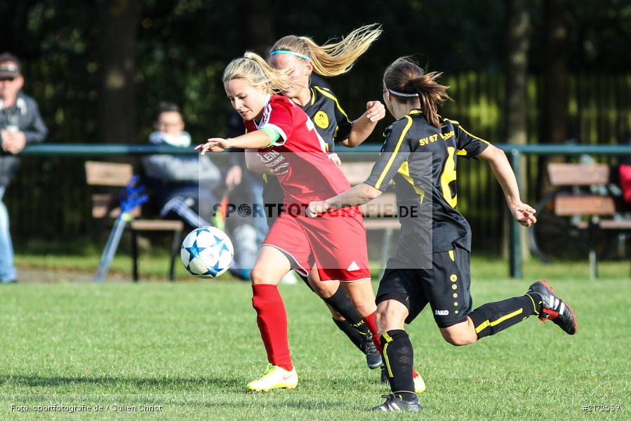 Fussball, 08.10.2016, Frauen, Landesliga Nord, SV 67 Weinberg II, FC Karsbach - Bild-ID: 2172539