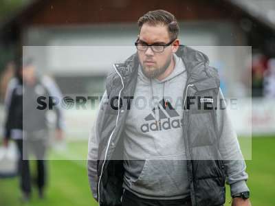 Fotos von TSV Karlburg - FC Coburg auf sportfotografie.de