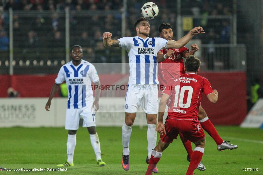 Dennis Kempe, Elia Soriano, Würzburg, Flyeralarm-Arena, Bundesliga, 21.10.2016, Fußball, 2. Bundesliga, Karlsruher SC, FC Würzburger Kickers - Bild-ID: 2173440