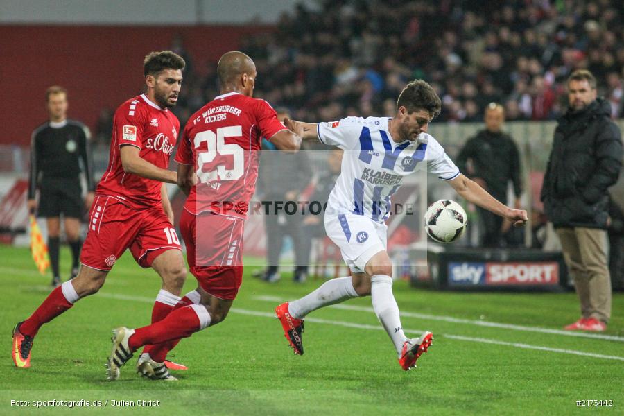 Moritz Stoppelkamp, David Pisot, Nejmeddin Daghfous, Würzburg, Flyeralarm-Arena, Bundesliga, 21.10.2016, Fußball, 2. Bundesliga, Karlsruher SC, FC Würzburger Kickers - Bild-ID: 2173442