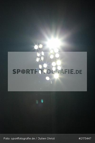 Flutlicht, Würzburg, Flyeralarm-Arena, Bundesliga, 21.10.2016, Fußball, 2. Bundesliga, Karlsruher SC, FC Würzburger Kickers - Bild-ID: 2173447