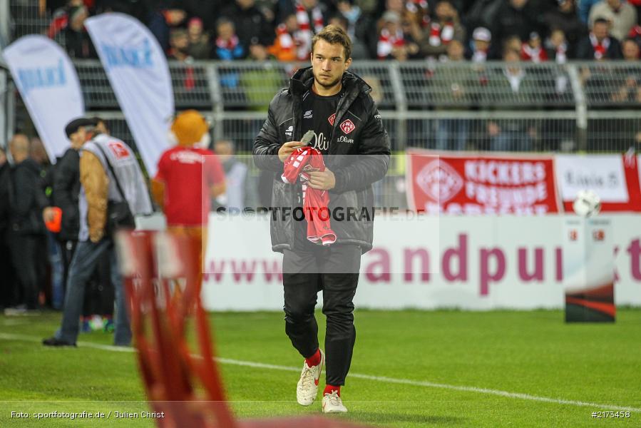 Peter Kurzweg, Würzburg, Flyeralarm-Arena, Bundesliga, 21.10.2016, Fußball, 2. Bundesliga, Karlsruher SC, FC Würzburger Kickers - Bild-ID: 2173458