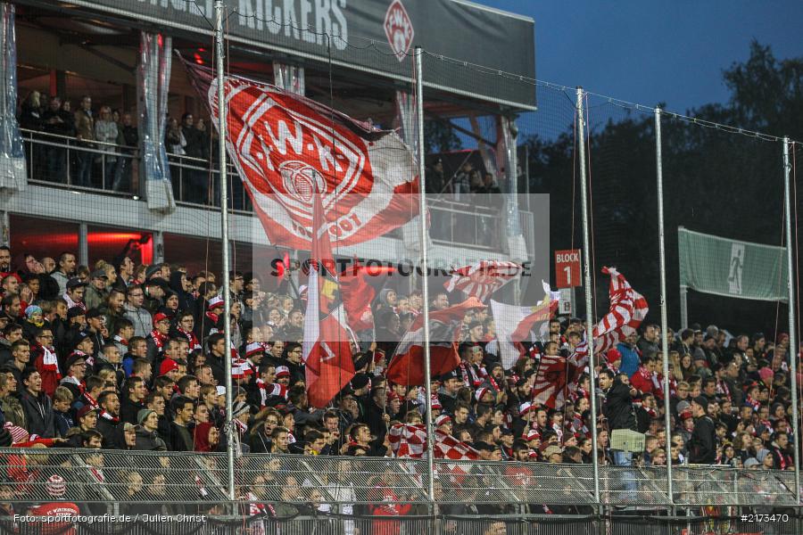 Fanblock, Würzburg, Flyeralarm-Arena, Bundesliga, 21.10.2016, Fußball, 2. Bundesliga, Karlsruher SC, FC Würzburger Kickers - Bild-ID: 2173470