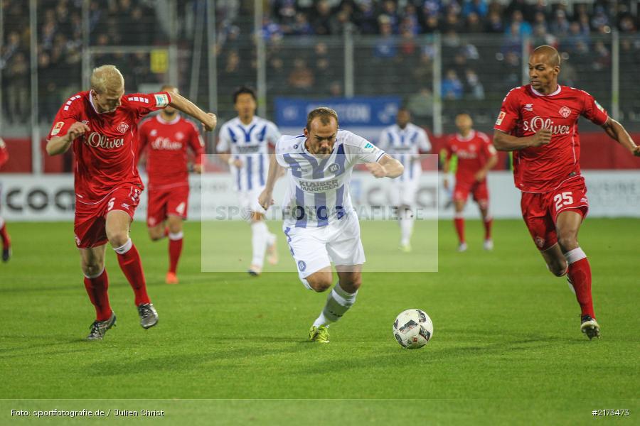 Erwin Hoffer, Clemens Schoppenhauer, Würzburg, Flyeralarm-Arena, Bundesliga, 21.10.2016, Fußball, 2. Bundesliga, Karlsruher SC, FC Würzburger Kickers - Bild-ID: 2173473