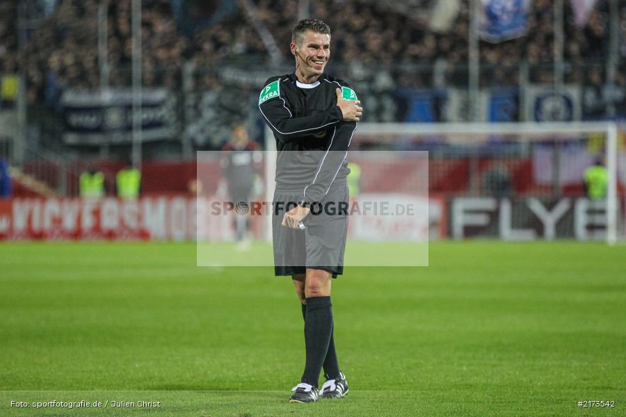 Sauldorf, Robert Kempter, Würzburg, Flyeralarm-Arena, Bundesliga, 21.10.2016, Fußball, 2. Bundesliga, Karlsruher SC, FC Würzburger Kickers - Bild-ID: 2173542