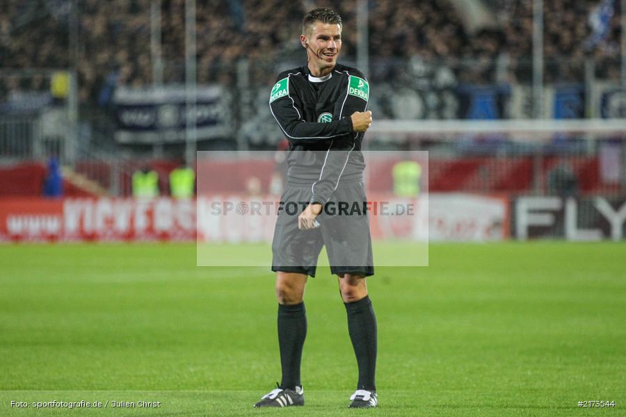 Sauldorf, Robert Kempter, Würzburg, Flyeralarm-Arena, Bundesliga, 21.10.2016, Fußball, 2. Bundesliga, Karlsruher SC, FC Würzburger Kickers - Bild-ID: 2173544