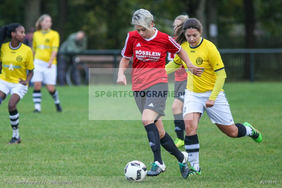 Susanne Hübschmann, Delia Brandenstein, 22.10.2016, Fussball, Landesliga Nord Frauen, SpVgg Oberfranken Bayreuth, FC Karsbach - Bild-ID: 2173599