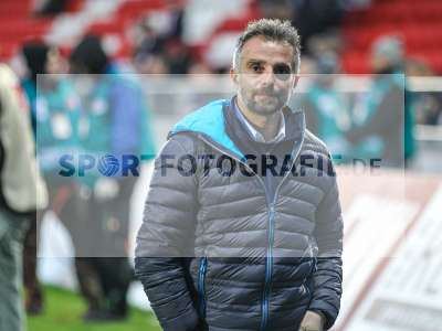 Fotos von FC Würzburger Kickers - Karlsruher SC auf sportfotografie.de