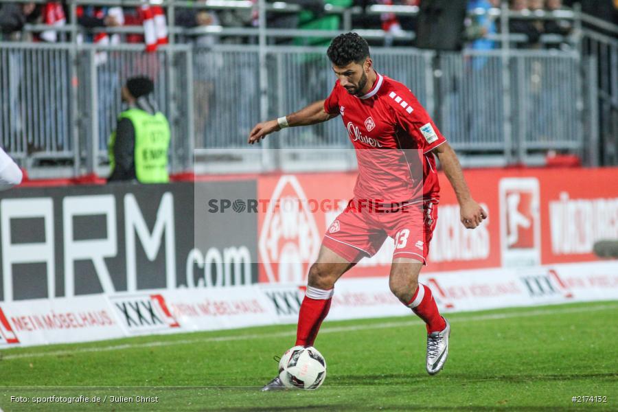 Elia Soriano, 2. Bundesliga, 07.11.2016, Würzburg, flyeralarm Arena, FC St. Pauli, FC Würzburger Kickers - Bild-ID: 2174132