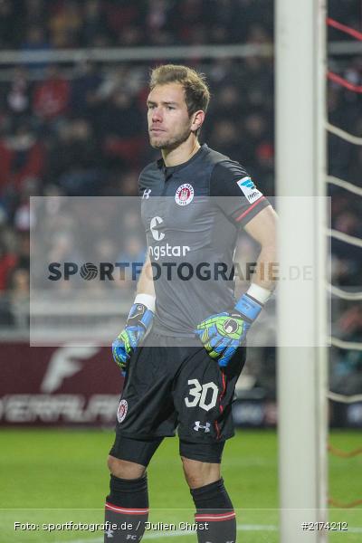 Robin Himmelmann, 07.11.2016, Würzburg, flyeralarm Arena, 2. Bundesliga, FC St. Pauli, FC Würzburger Kickers - Bild-ID: 2174212