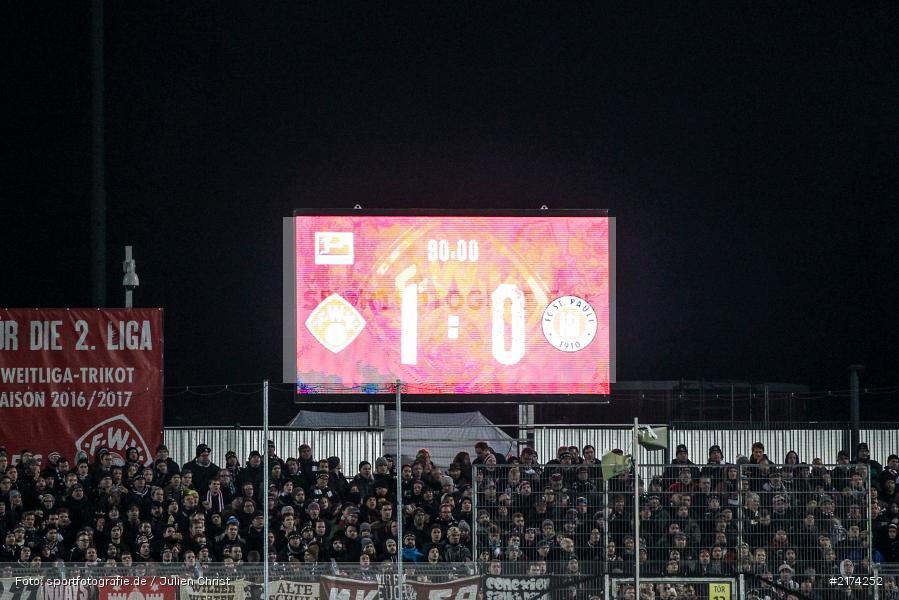 Videoscreen, 07.11.2016, Würzburg, flyeralarm Arena, Fussball, 2. Bundesliga, FC St. Pauli, FC Würzburger Kickers - Bild-ID: 2174252