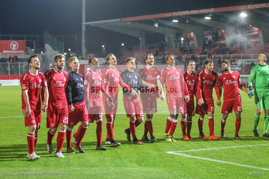 07.11.2016, Würzburg, flyeralarm Arena, Fussball, 2. Bundesliga, FC St. Pauli, FC Würzburger Kickers - Bild-ID: 2174271 07.11.2016, Würzburg, flyeralarm Arena, Fussball, 2. Bundesliga, FC St. Pauli, FC Würzburger Kickers - Bild-ID: 2174271