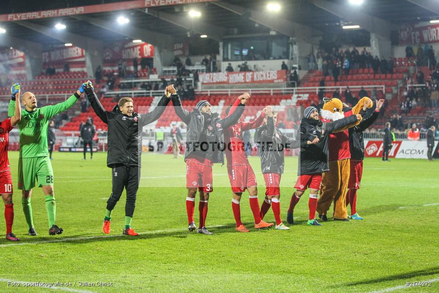 07.11.2016, Würzburg, flyeralarm Arena, Fussball, 2. Bundesliga, FC St. Pauli, FC Würzburger Kickers - Bild-ID: 2174272 07.11.2016, Würzburg, flyeralarm Arena, Fussball, 2. Bundesliga, FC St. Pauli, FC Würzburger Kickers - Bild-ID: 2174272