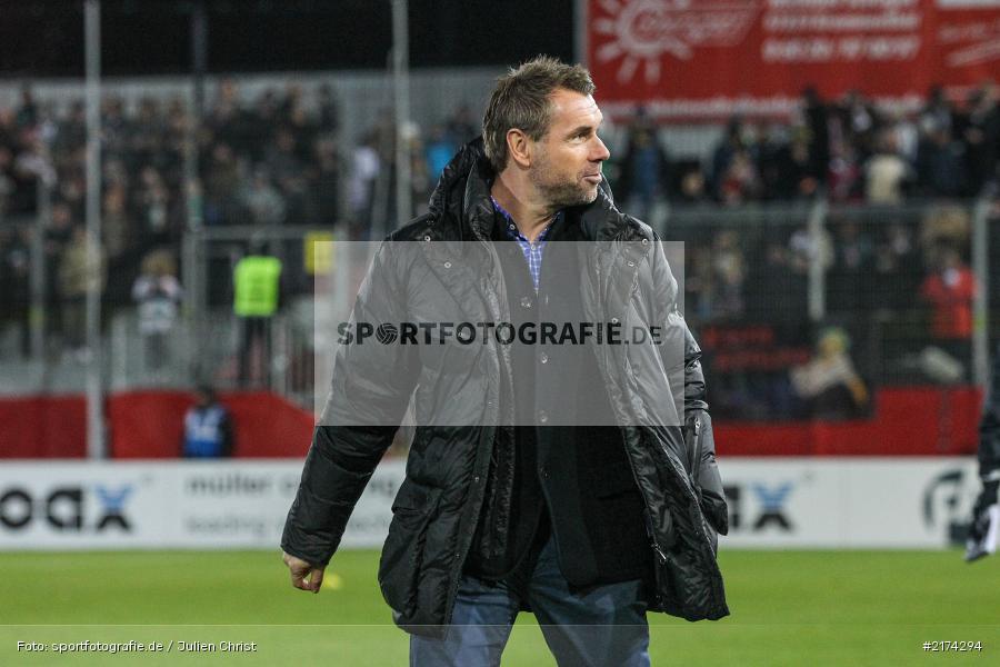 Bernd Hollerbach, 07.11.2016, Würzburg, flyeralarm Arena, 2. Bundesliga, FC St. Pauli, FC Würzburger Kickers - Bild-ID: 2174294