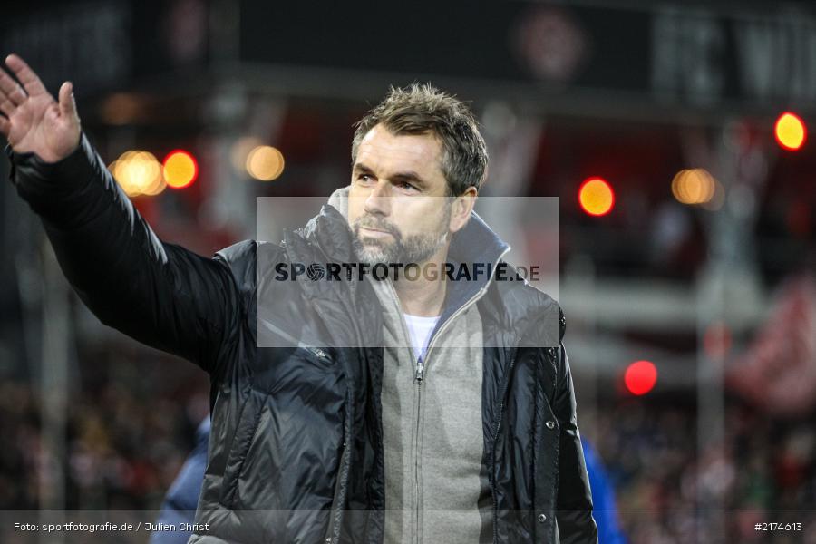Bernd Hollerbach, Würzburg, flyeralarm Arena, 25.11.2016, Fussball, 2. Bundesliga, FC Erzgebirga Aue, FC Würzburger Kickers - Bild-ID: 2174613 Bernd Hollerbach, Würzburg, flyeralarm Arena, 25.11.2016, Fussball, 2. Bundesliga, FC Erzgebirga Aue, FC Würzburger Kickers - Bild-ID: 2174613