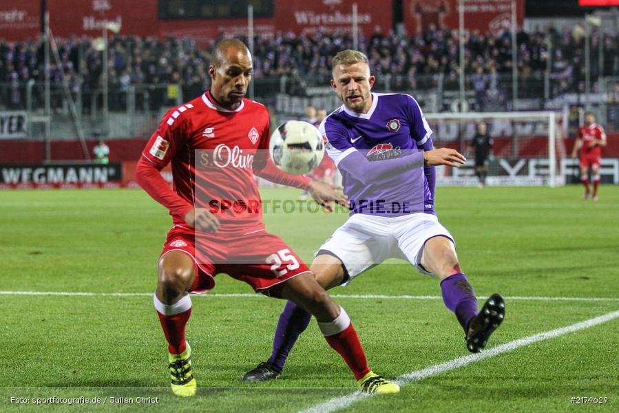 David Pisot, Würzburg, flyeralarm Arena, 25.11.2016, Fussball, 2. Bundesliga, FC Erzgebirga Aue, FC Würzburger Kickers - Bild-ID: 2174629 David Pisot, Würzburg, flyeralarm Arena, 25.11.2016, Fussball, 2. Bundesliga, FC Erzgebirga Aue, FC Würzburger Kickers - Bild-ID: 2174629